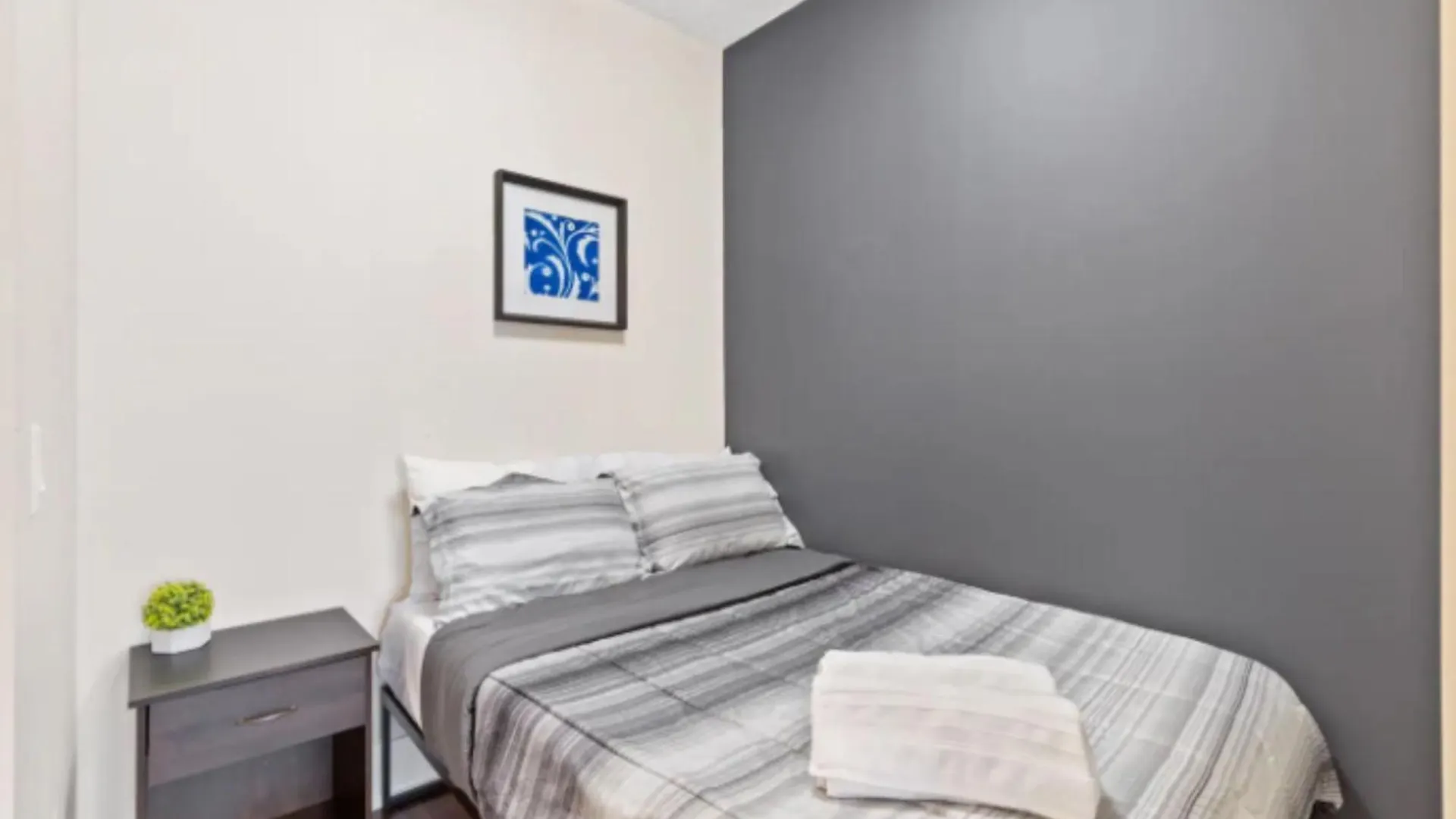 Appartement Comfort 300 Front Suites Near Rogers Centre & Free Parking Toronto Canada
